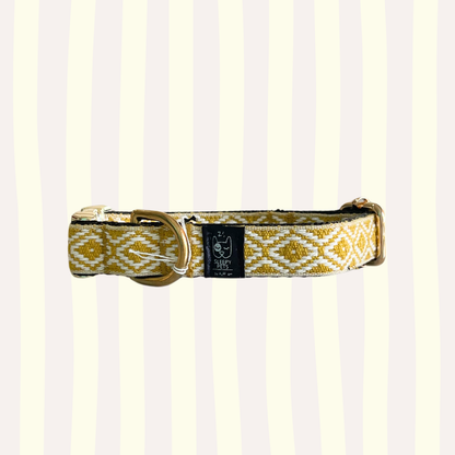 Collar cierre níquel étnico amarillo herraje dorado ancho 2cm